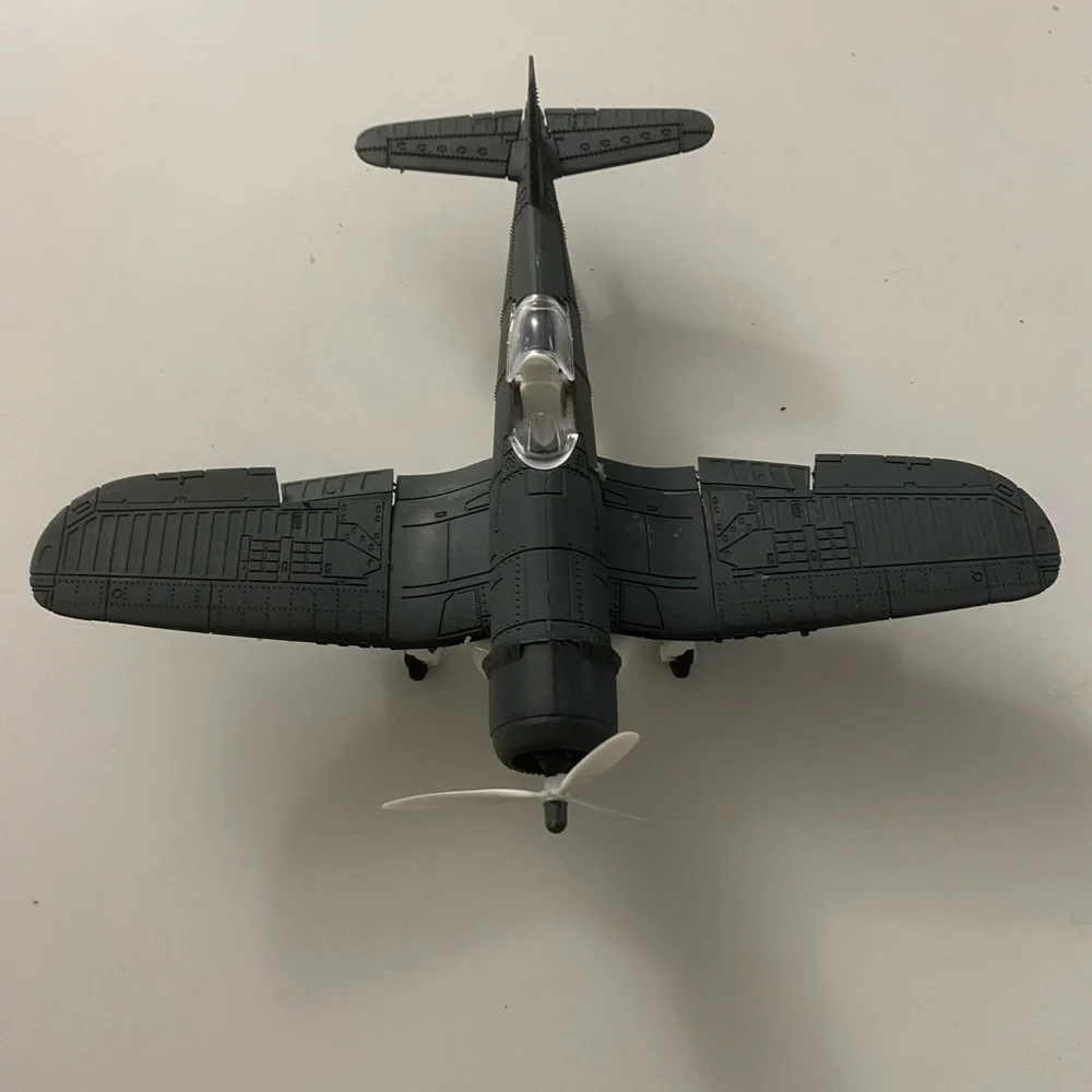 Model plane - Picture 9 of 9